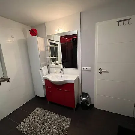 Grosszuegige Ferienwohnung Im Oberland Warngau Exterior photo
